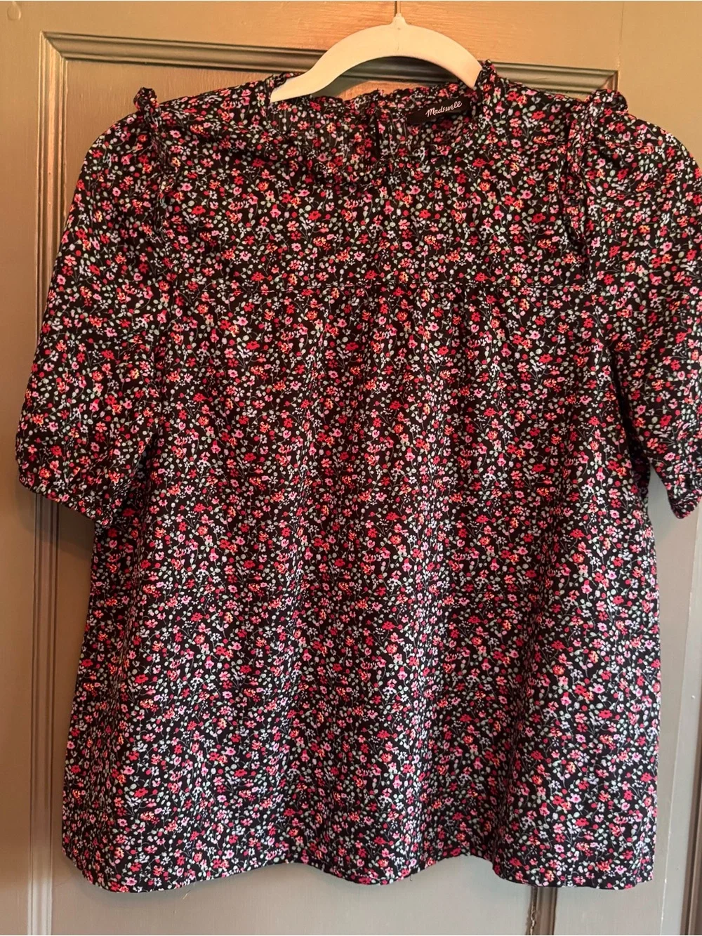 Madewell short puff
